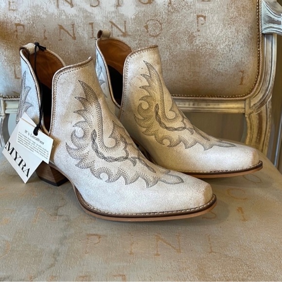 Myra Bag Shoes - MYRA YIPPLE WESTERN LEATHERBOOTIES